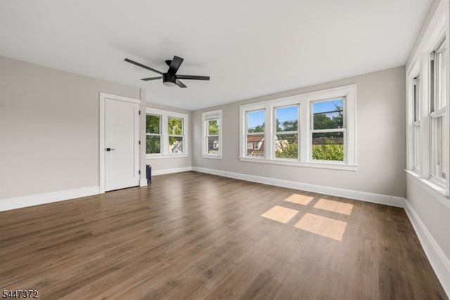 536 Spruce Ave, Garwood Boro, NJ 07027
