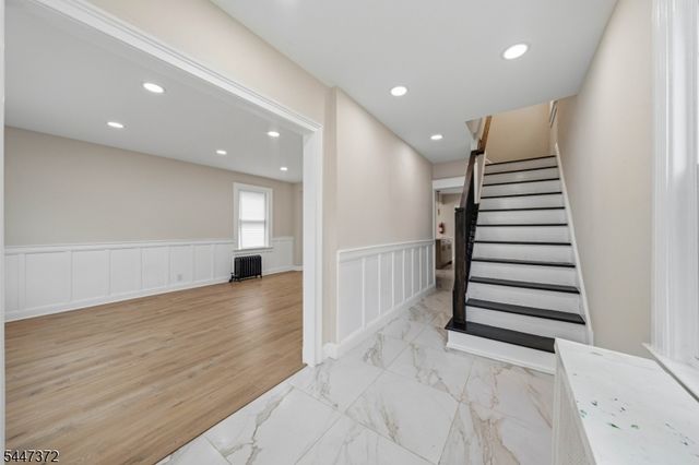 536 Spruce Ave, Garwood Boro, NJ 07027