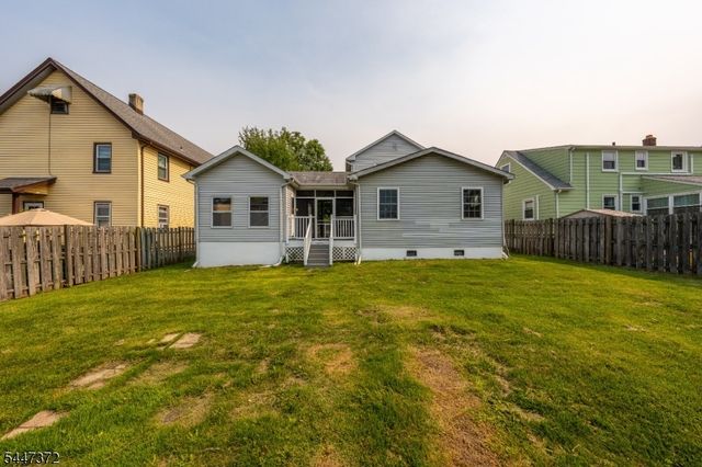536 Spruce Ave, Garwood Boro, NJ 07027