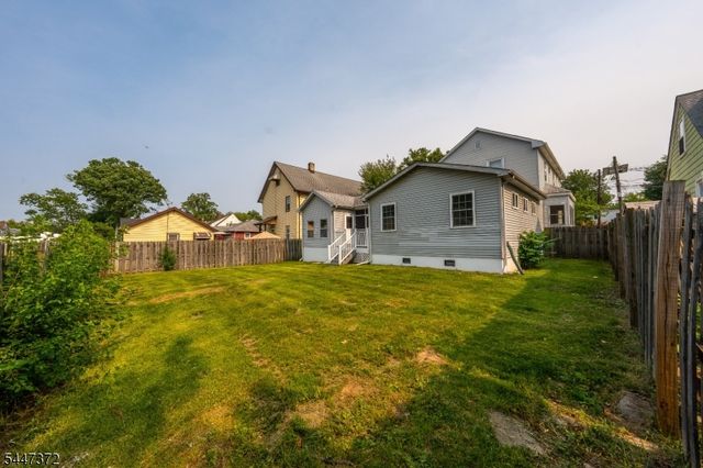 536 Spruce Ave, Garwood Boro, NJ 07027