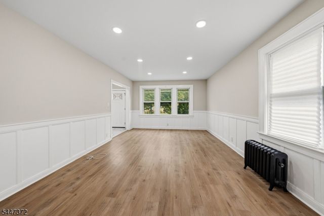 536 Spruce Ave, Garwood Boro, NJ 07027