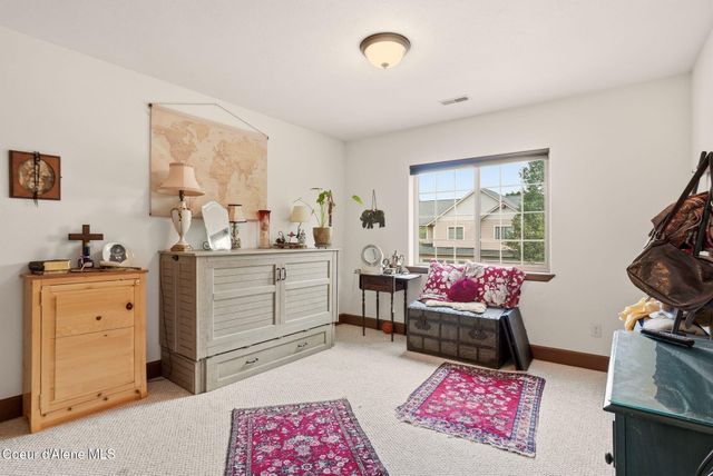 913 W Willow Lake LOOP, Coeur D'alene, ID 83815