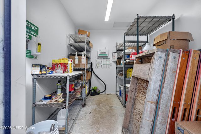 201 OAK Street, Welaka, FL 32189