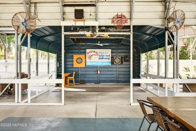 201 OAK Street, Welaka, FL 32189