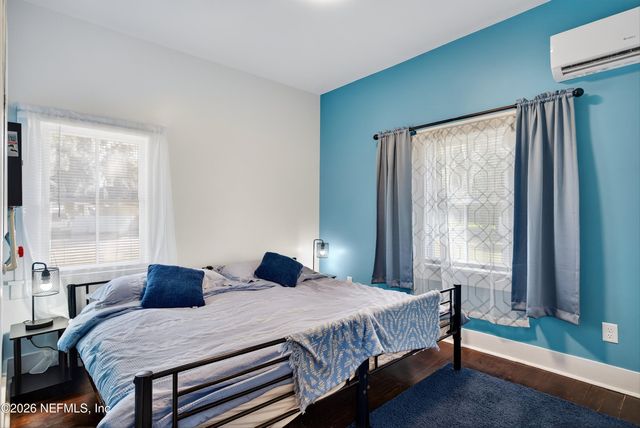 201 OAK Street, Welaka, FL 32189