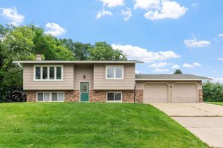 540 4th Street E, Wanamingo, MN 55983