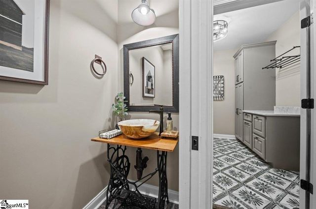 383 Island Green Lane, Inman, SC 29349