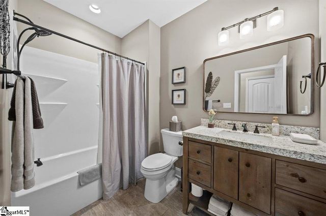 383 Island Green Lane, Inman, SC 29349