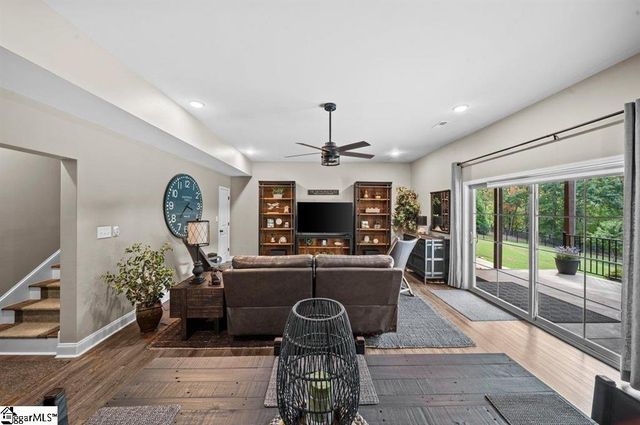 383 Island Green Lane, Inman, SC 29349