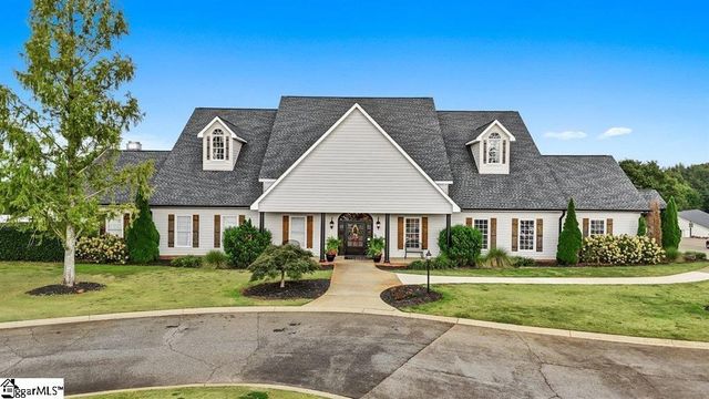 383 Island Green Lane, Inman, SC 29349