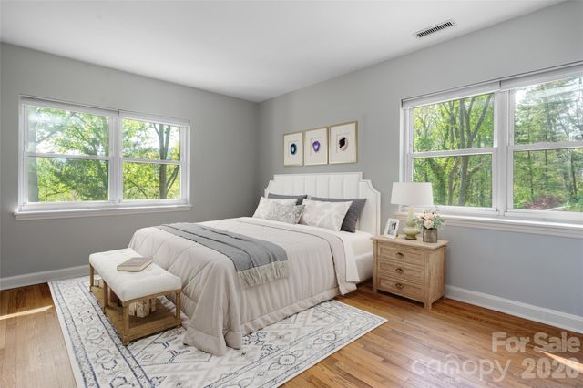 114 Cambridge Road, Asheville, NC 28804