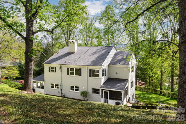 114 Cambridge Road, Asheville, NC 28804