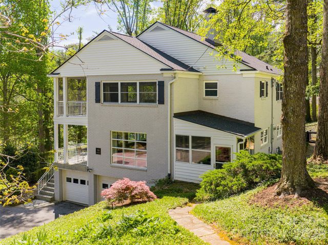 114 Cambridge Road, Asheville, NC 28804