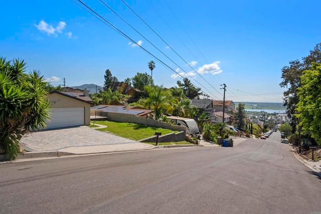 1609 San Miguel Avenue, Spring Valley, CA 91977