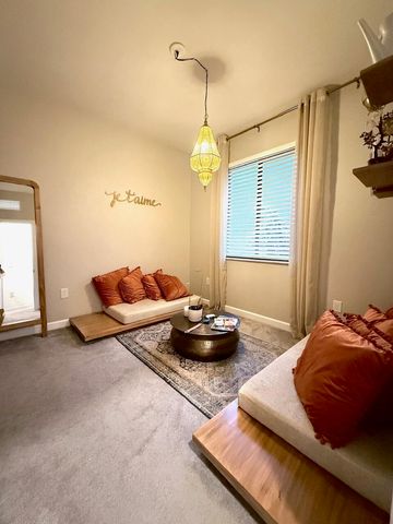 21423 NE 2nd Place, Miami, FL 33179