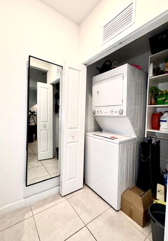 21423 NE 2nd Place, Miami, FL 33179