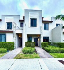 21423 NE 2nd Place, Miami, FL 33179