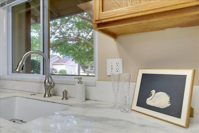 10570 Apple Grove Way, Rancho Cordova, CA 95670