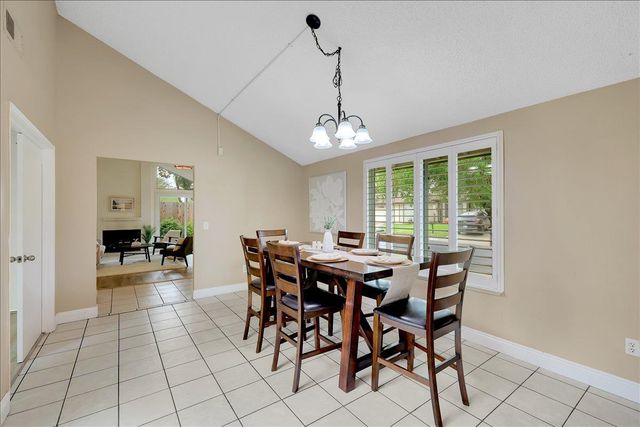 10570 Apple Grove Way, Rancho Cordova, CA 95670