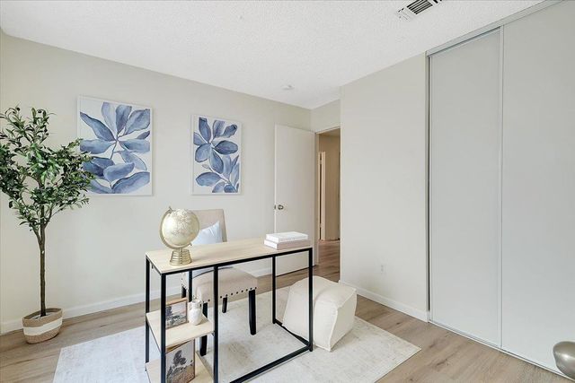 10570 Apple Grove Way, Rancho Cordova, CA 95670