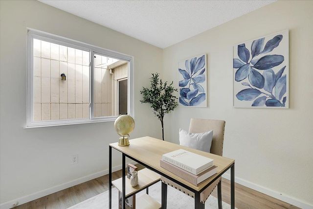 10570 Apple Grove Way, Rancho Cordova, CA 95670