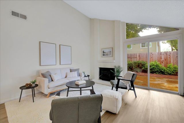 10570 Apple Grove Way, Rancho Cordova, CA 95670