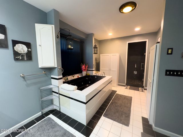 75 Cannon Boulevard, Jackson, NJ 08527