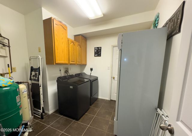 75 Cannon Boulevard, Jackson, NJ 08527