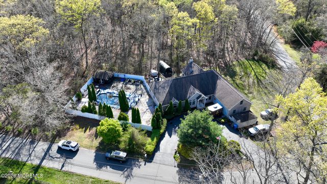 75 Cannon Boulevard, Jackson, NJ 08527