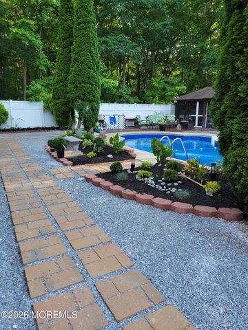75 Cannon Boulevard, Jackson, NJ 08527