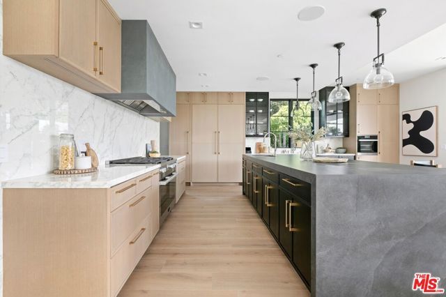 15313 De Pauw Street, Pacific Palisades (los Angeles), CA 90272