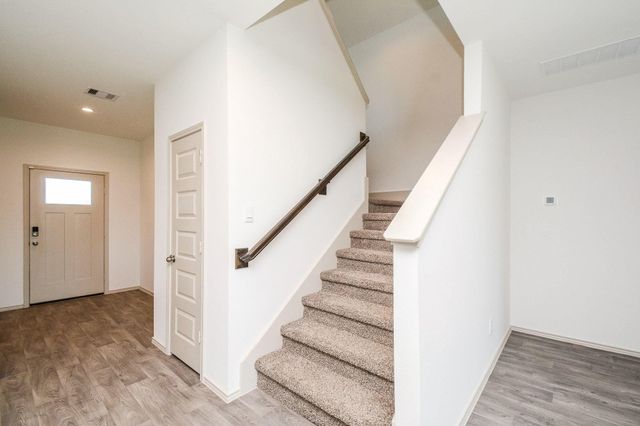 1811 Laguna Way, Richmond, TX 77469