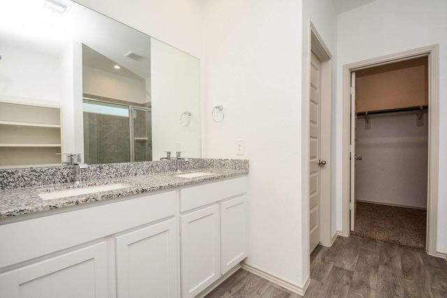 1811 Laguna Way, Richmond, TX 77469