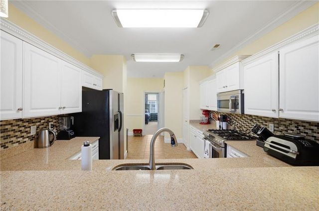 1005 Bay Breeze BLVD, Suffolk, VA 23435