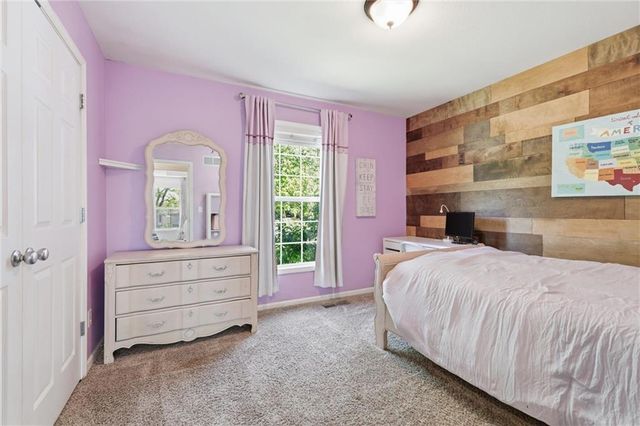 20903 W 224th Street, Spring Hill, KS 66083