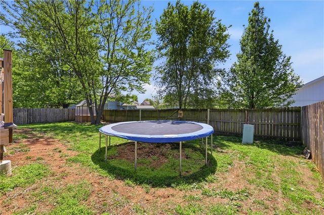 20903 W 224th Street, Spring Hill, KS 66083