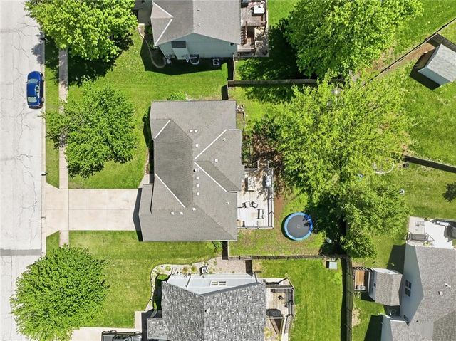 20903 W 224th Street, Spring Hill, KS 66083