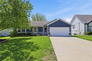20903 W 224th Street, Spring Hill, KS 66083