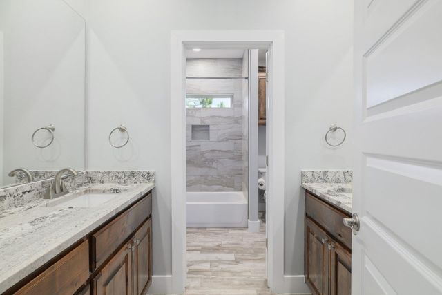 258 County RD, Bastrop, TX 78602