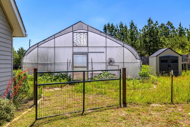 258 County RD, Bastrop, TX 78602