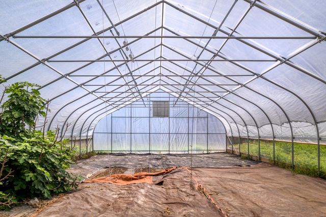 258 County RD, Bastrop, TX 78602