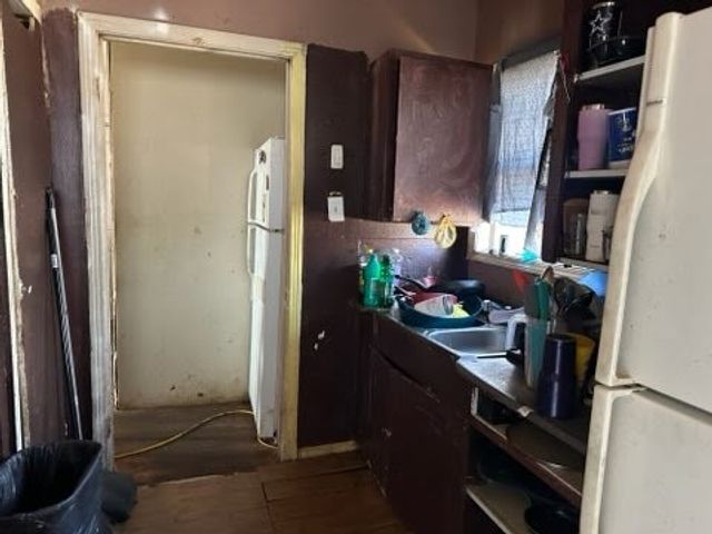 1821 N Winnetka Avenue, Dallas, TX 75208