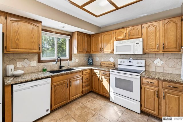 12803 Chandler Street, Omaha, NE 68138