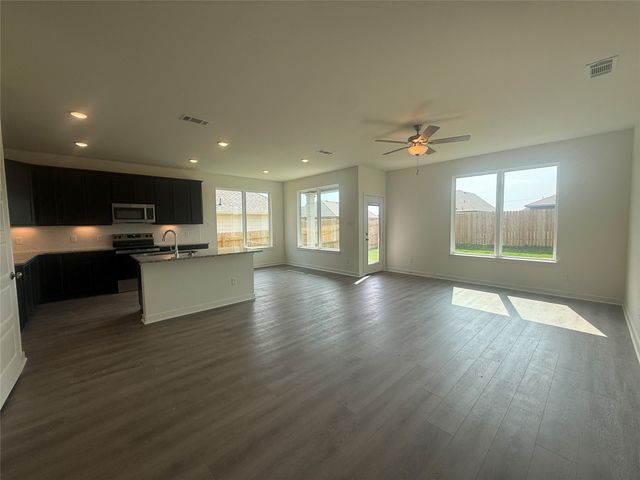 2905 Teasdale Road, Lorena, TX 76655