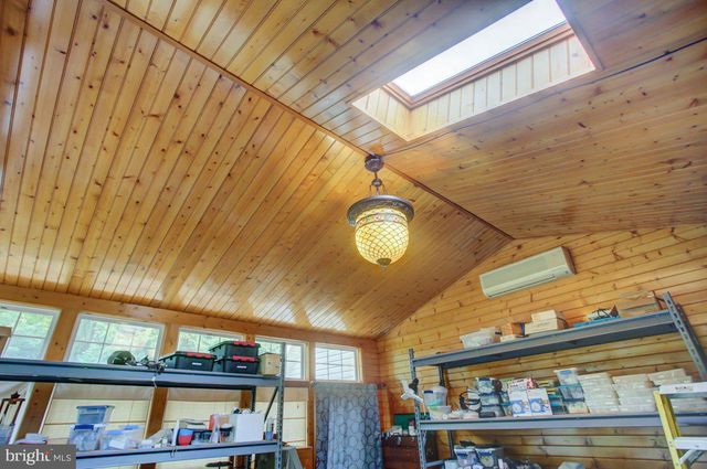 511 LARKSPUR LN, Chambersburg, PA 17202