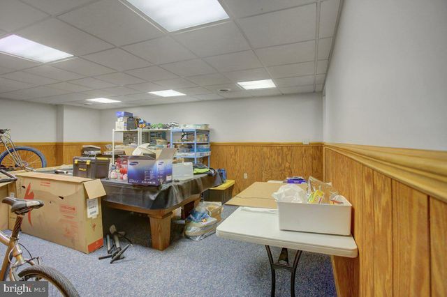 511 LARKSPUR LN, Chambersburg, PA 17202