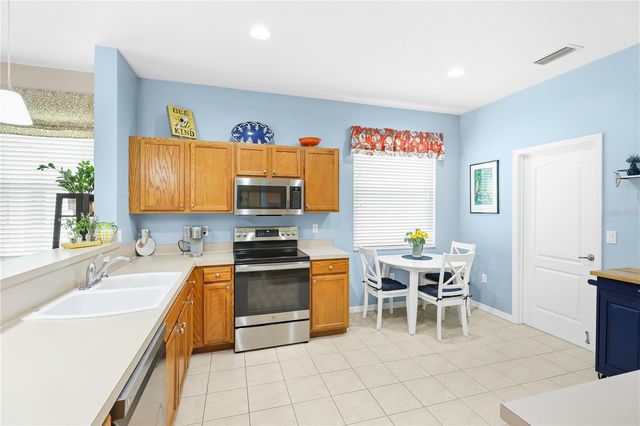 8954 FOUNDERS CIRCLE, Palmetto, FL 34221