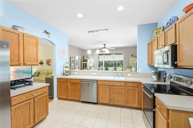 8954 FOUNDERS CIRCLE, Palmetto, FL 34221