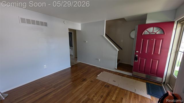 9792 Cornell, Taylor, MI 48180