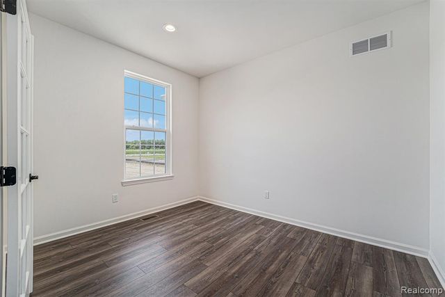 7557 Orchard Lane, Washington, MI 48095